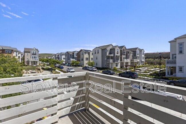 Building Photo - 2012 Confidence Wy