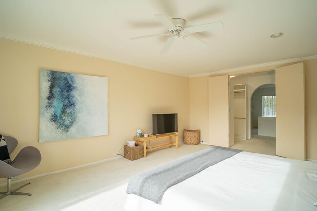 Building Photo - 75810 Altamira Dr