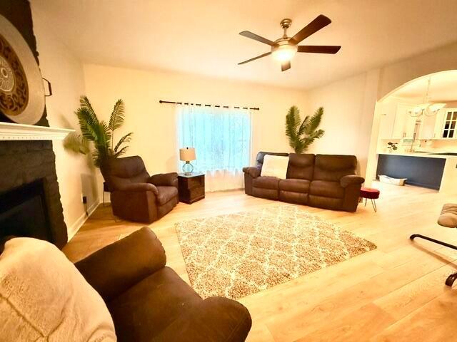 Building Photo - 9460 Santa Clara Cir
