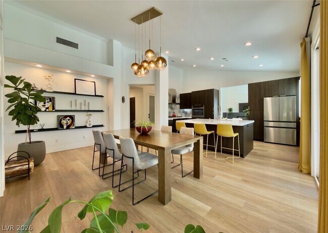 Building Photo - 1524 Breeze Canyon Dr