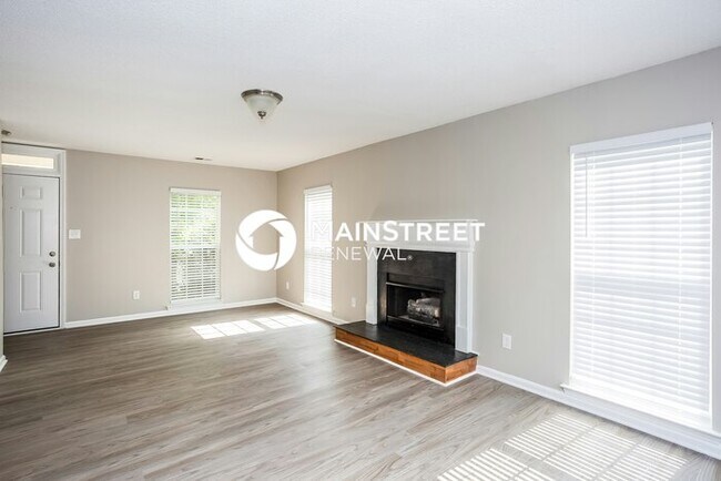 Building Photo - 4 Bedroom Pet-Friendly Home in Charlotte, ...
