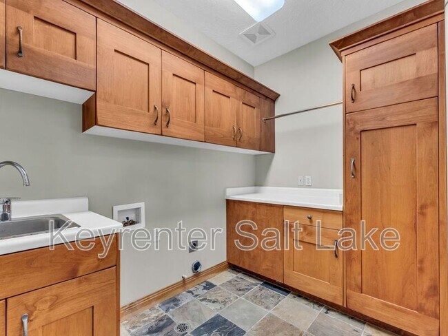 Building Photo - 2178 Netties Pl