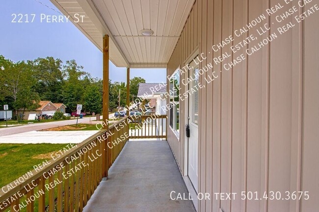 Building Photo - 2217 Perry St