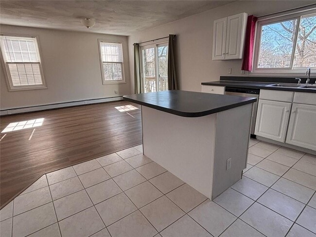 Building Photo - 100 Clinton Dr