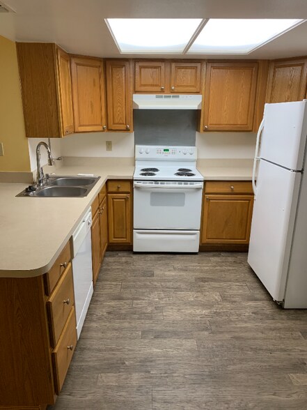 Building Photo - 42 Carla Ct