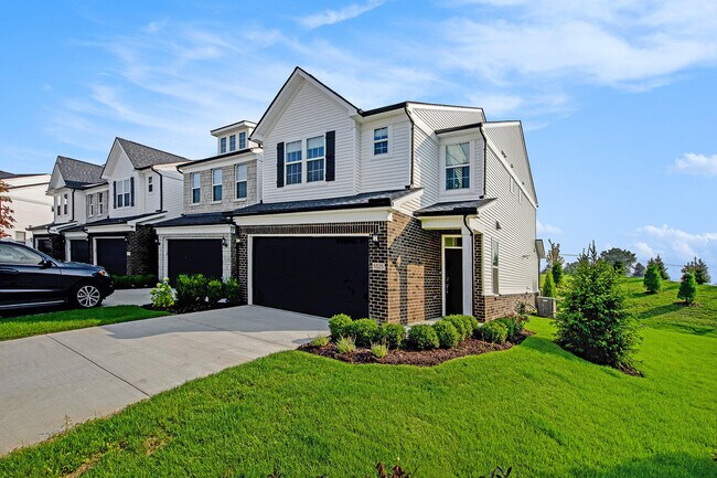 Building Photo - 5525 E Spaniel Dr
