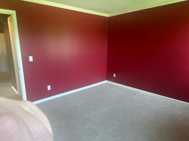 Building Photo - 2 Bedroom 2 Bathroom with Loft- Available Now!