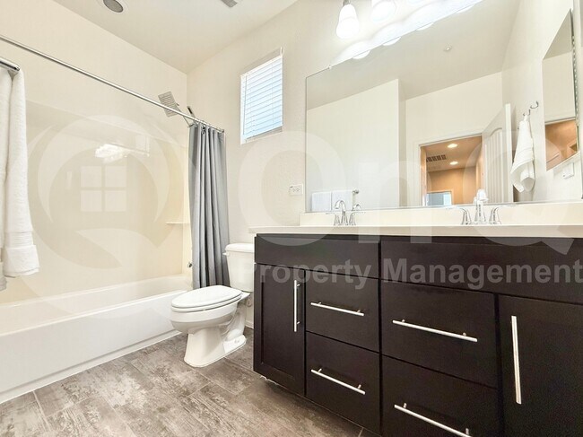 Building Photo - 3471 E Azalea Dr
