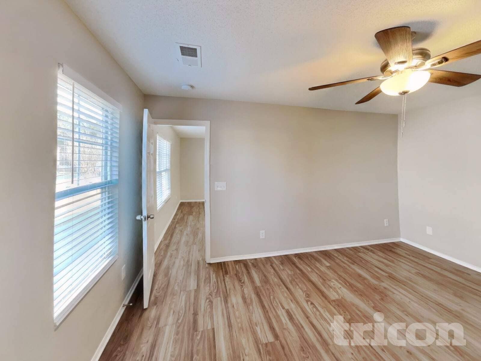 Building Photo - 933 Mailwood Dr