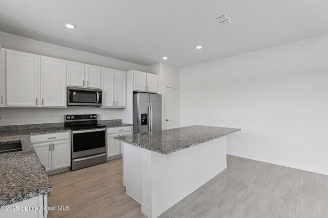 Building Photo - 7763 Fortana Wy