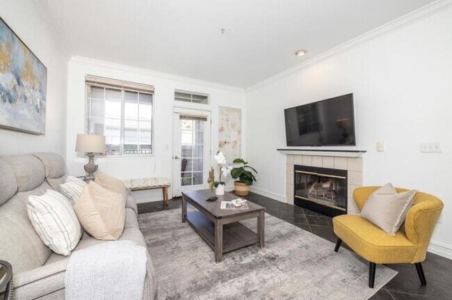 Building Photo - 2309 Hastings Shore Ln