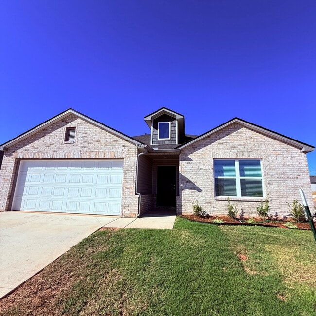 Primary Photo - 1917 Rock Elm Dr