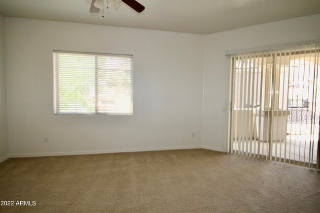 Building Photo - 11000 N 77th Pl