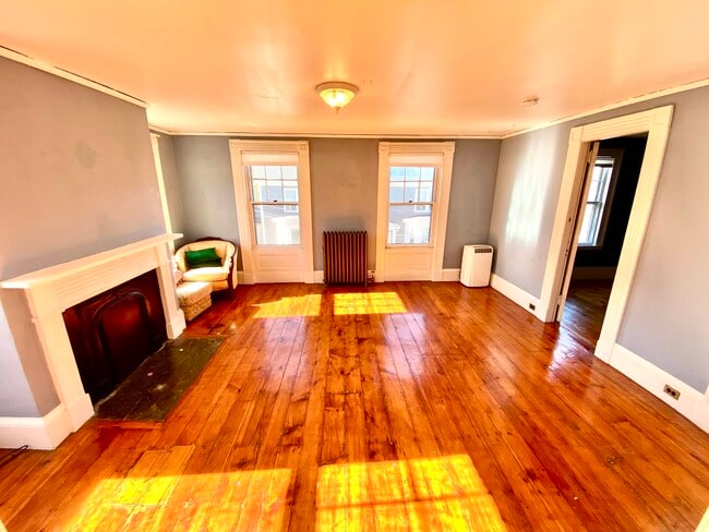 Building Photo - 4 Avalon Pl