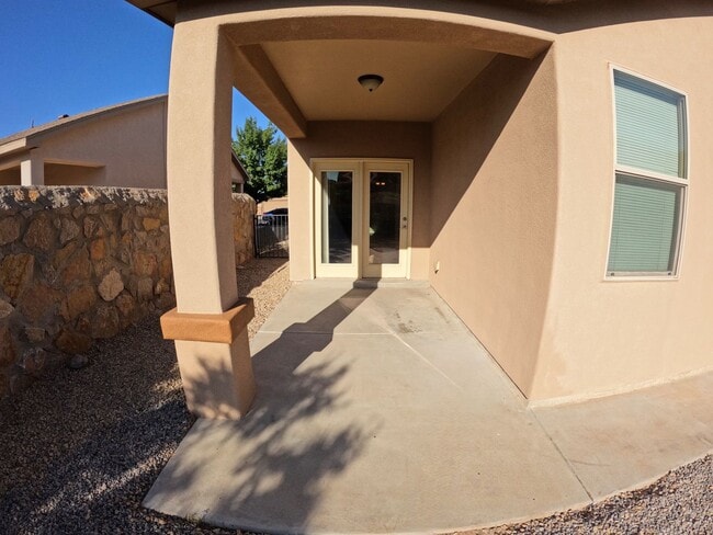 Building Photo - 7518 Sierra Bella Pl