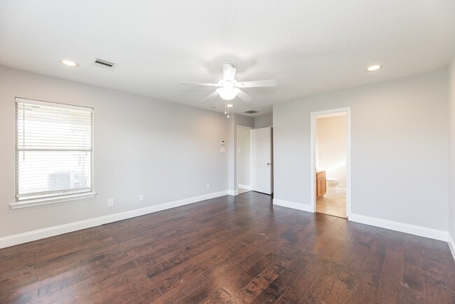 Building Photo - 16026 Arapaho Bend Ln