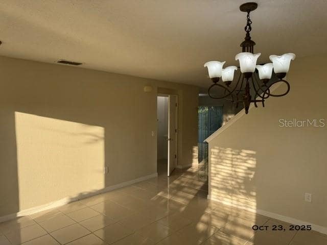 Building Photo - 413 Country Cottage Ln