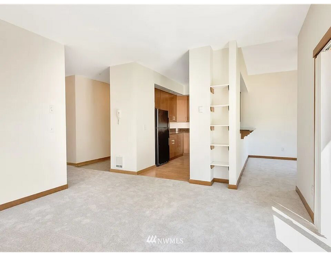 Building Photo - First Floor 2 Bedroom 2 Bath Condo - Quinn Ct