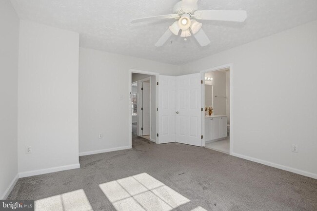 Building Photo - 5119 Spring Willow Ct