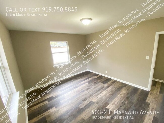 Building Photo - 403 E Maynard Ave