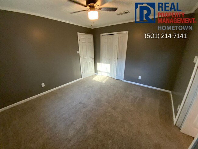 Building Photo - 4100 Driskill Dr