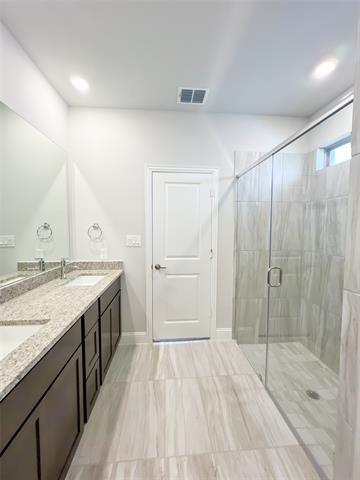 Building Photo - 3419 San Clemente Dr