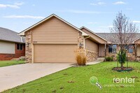 Building Photo - 2311-2313 E Coolwater St Duplex