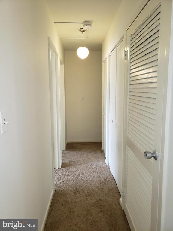 Building Photo - 130 Slade Ave
