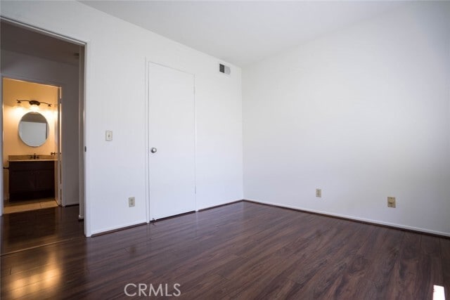 Building Photo - 731 Windwood Dr