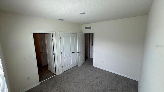 Building Photo - 1446 Isleta Lp