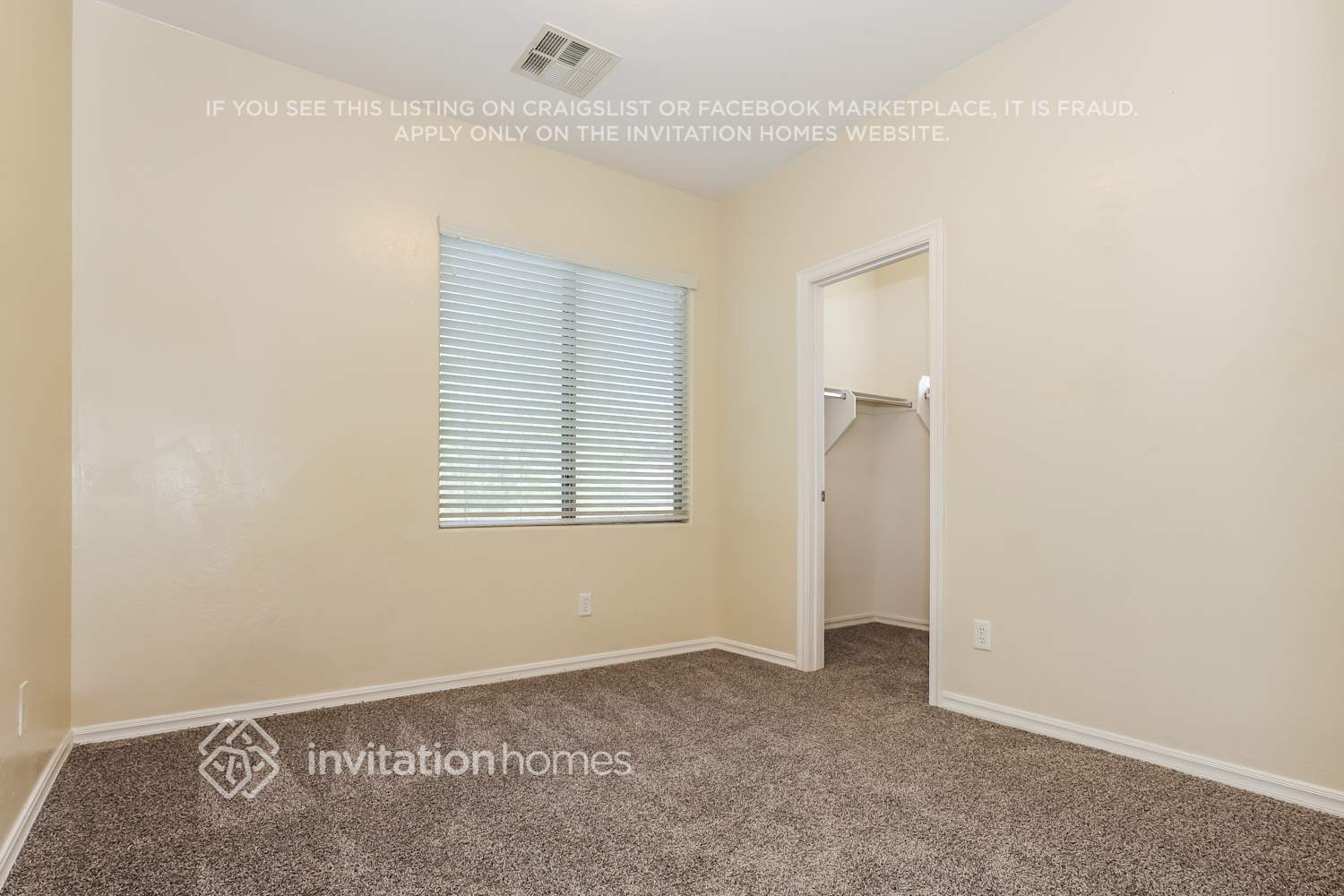 Building Photo - 18854 E Swan Dr