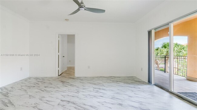 Building Photo - 215 SW 117th Terrace