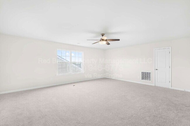 Building Photo - 14924 Nichols Hall Dr