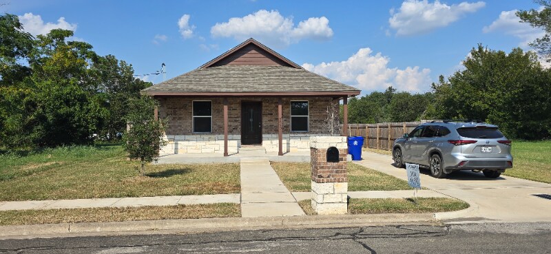 Primary Photo - 2808 S 8th St