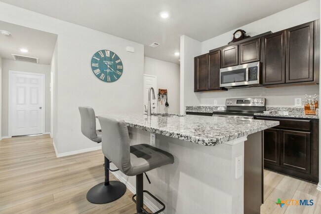 Building Photo - 2522 Merganser Dr
