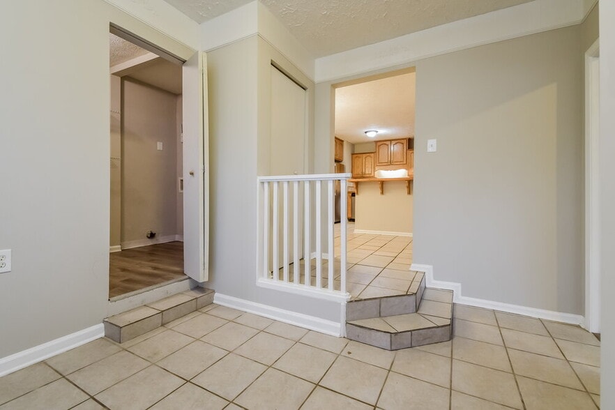 Building Photo - 53 Gum Springs Rd