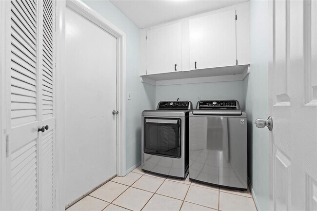 Building Photo - 13236 84th Terrace