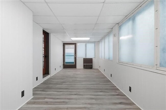 Building Photo - 3841 Lawnview Ave