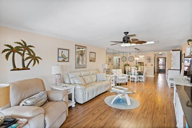 Building Photo - 355 Boca Ciega Point Blvd S