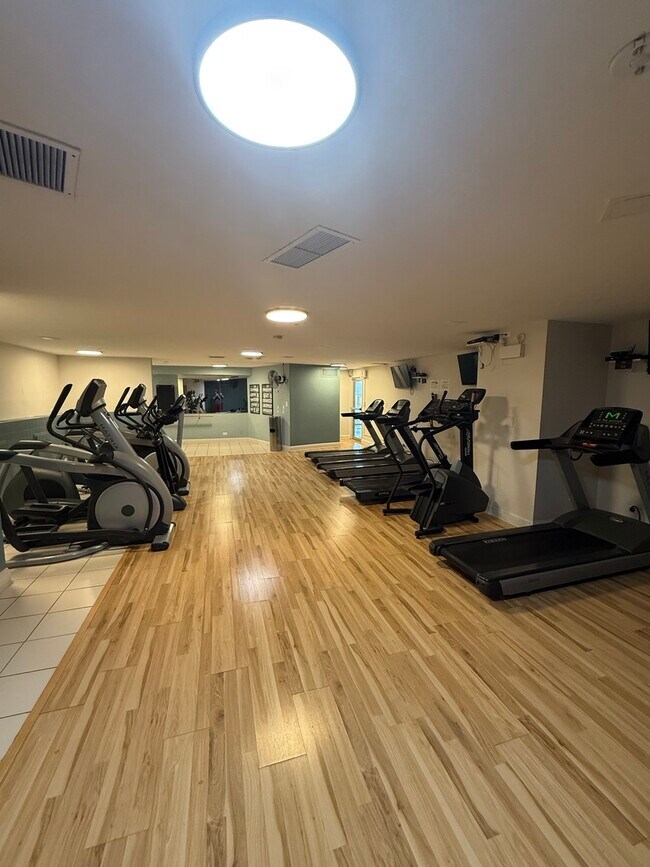 Building Photo - 3600 N Lake Shore Dr