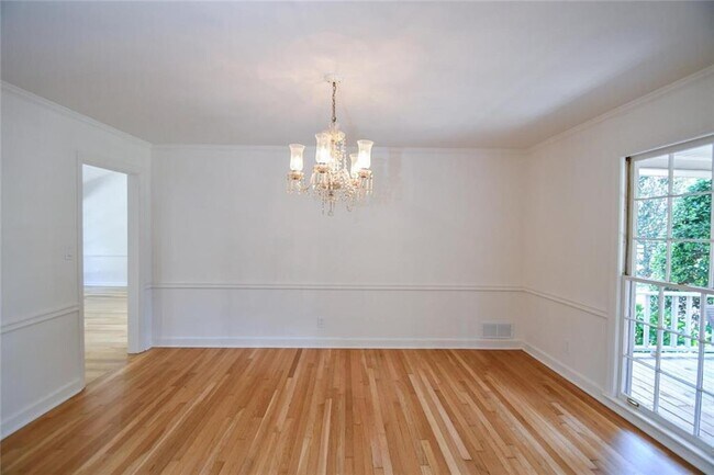 Building Photo - 17040 Birmingham Rd