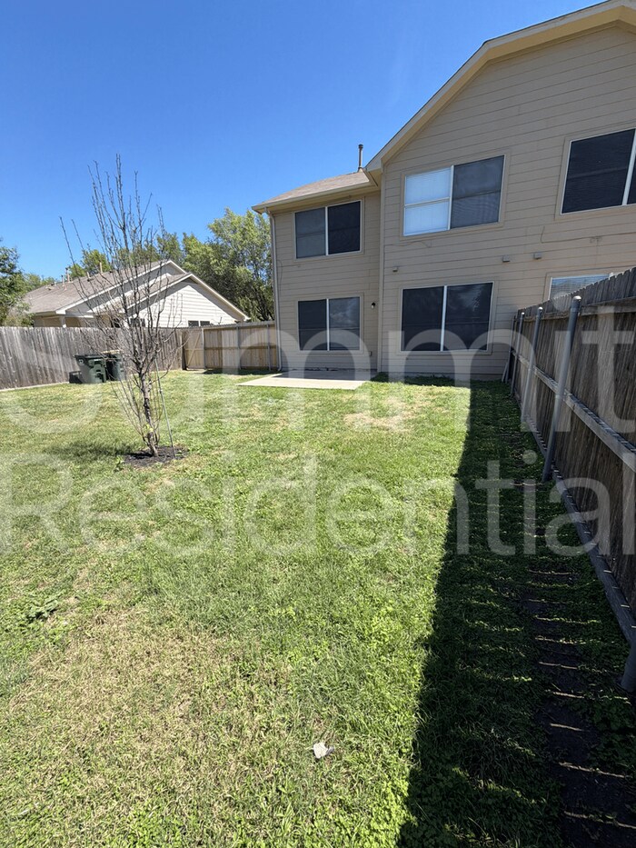 Building Photo - 190 Prairie Springs Loop