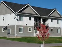 Building Photo - Beautiful 2 bed/2 bath with washer/dryer
