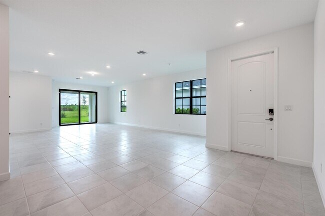 Building Photo - 1306 Tangled Orchard Tr