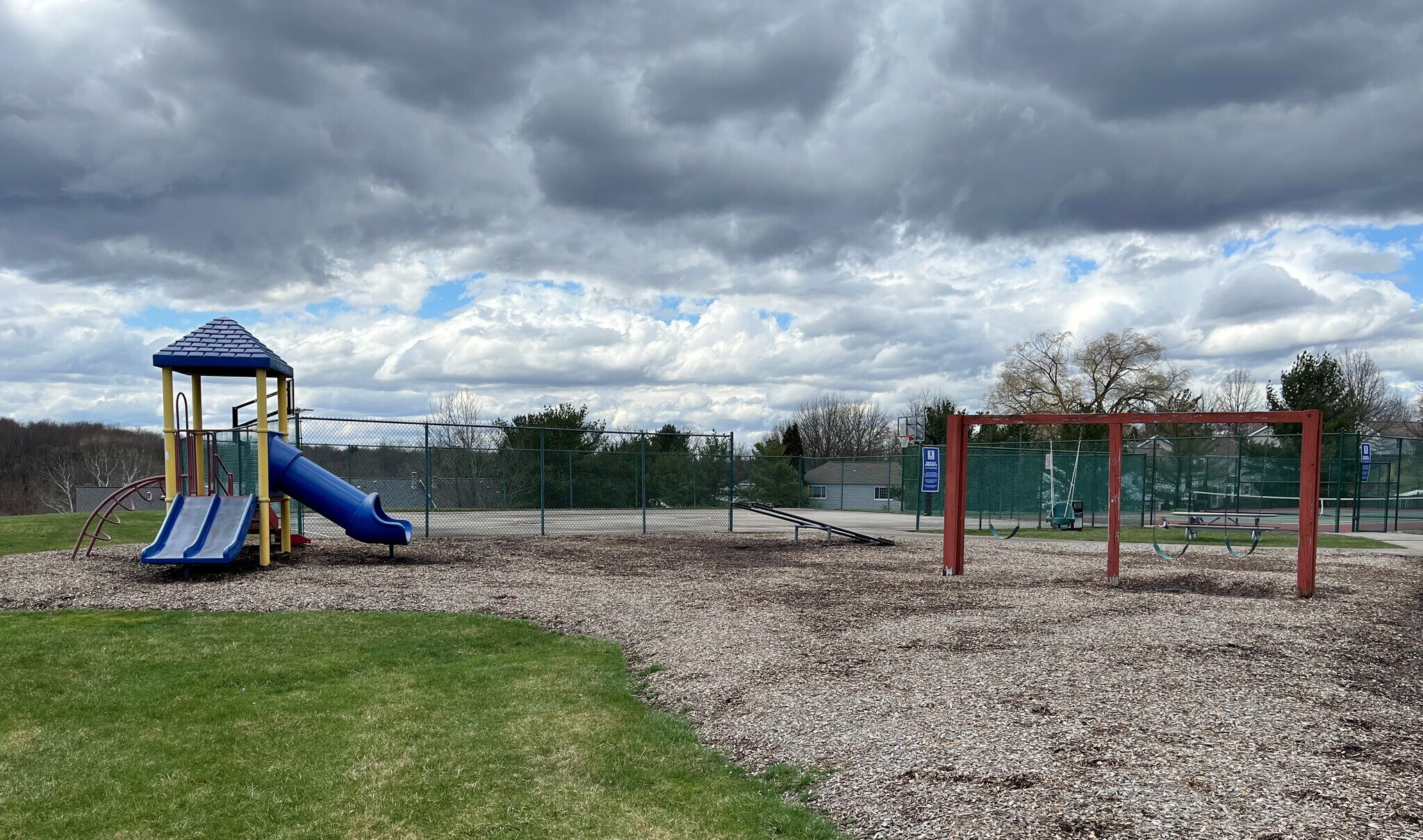 Building Photo - 6206 Patrick Henry Dr