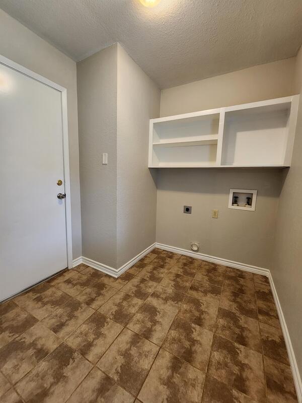 Building Photo - 111 Crepe Myrtle Rd
