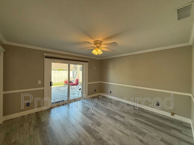 Building Photo - 1351 Aksland Dr