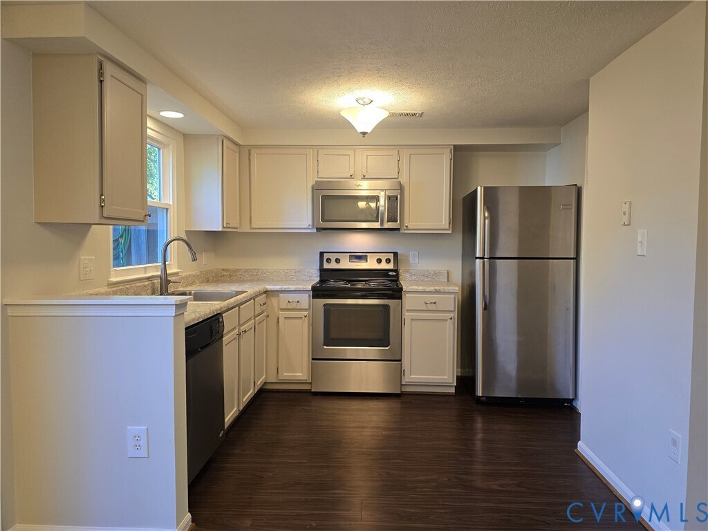 Building Photo - 4960 Finnegan Ct