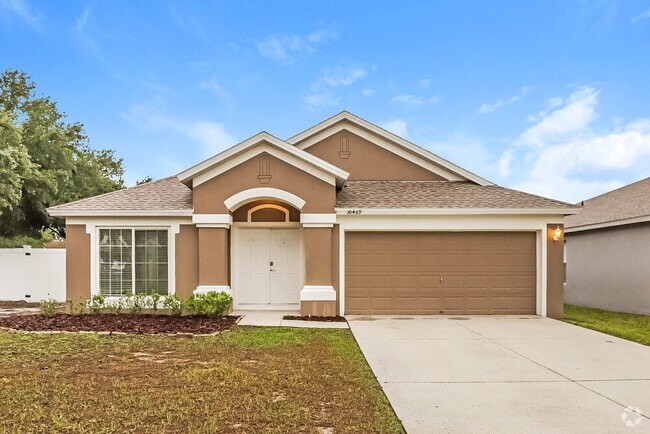 Building Photo - 10469 Hunters Haven Blvd