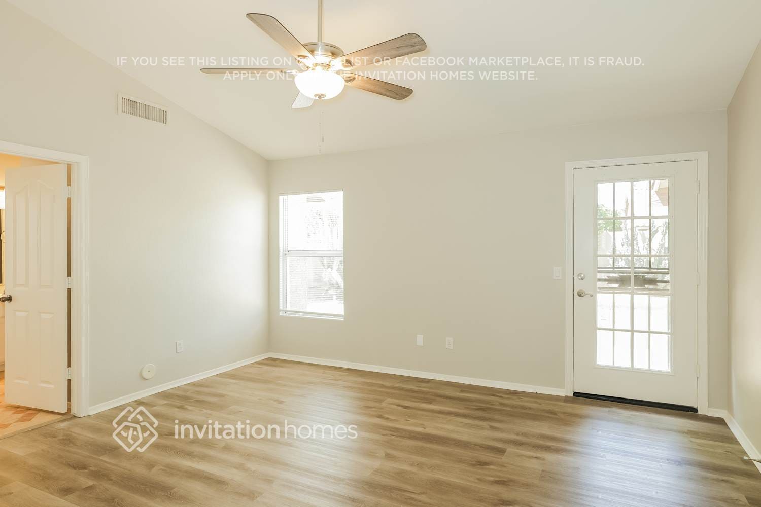 Building Photo - 4558 E Via Dona Rd